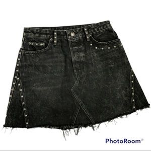 NWT GRLFRND denim eva studded black denim miniskirt, color stevi size 27